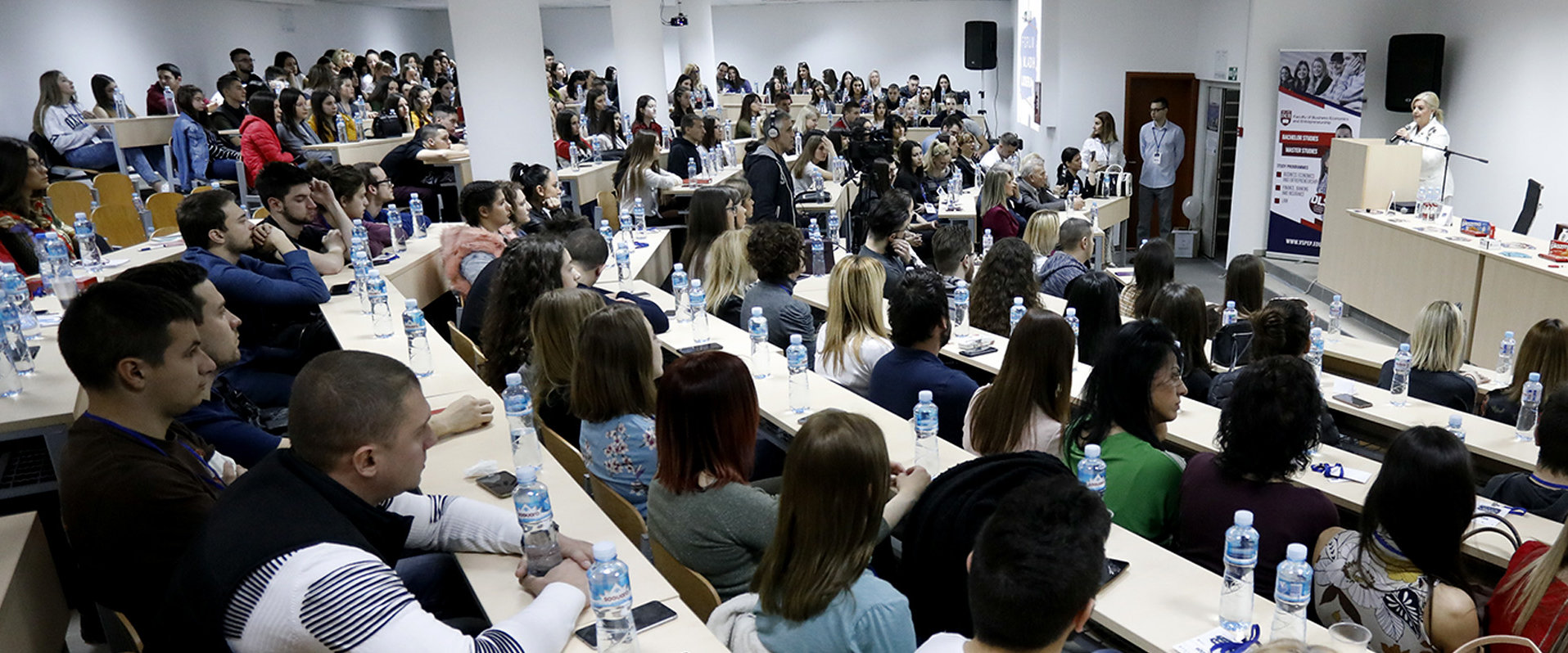 Studentski parliament Visoke škole za poslovnu ekonomiju i preduzetništvo, i ove godine,  po šesti put, organizovati Forum mladih lidera,  i to u subotu, 29. marta 2025. godine u zgradi Visoke škole za poslovnu ekonomiju i preduzetništvo, ul. Vojvode Vlahovića 35b